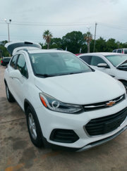 Used 2017 Chevrolet Trax LT w/ Sun & Sound Package image 1