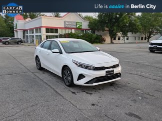 Certified 2022 Kia Forte LXS image 1