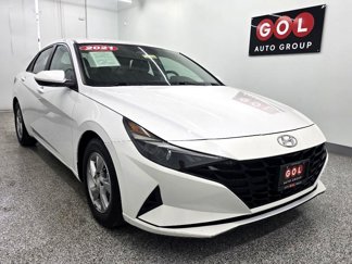 Used 2021 Hyundai Elantra SE image 1