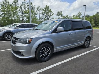 Used 2019 Dodge Grand Caravan SE image 1