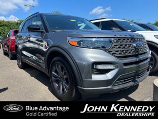 Certified 2022 Ford Explorer XLT w/ Equipment Group 202A image 1