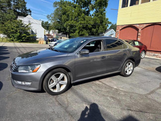 Used 2015 Volkswagen Passat 1.8T Limited Edition image 1