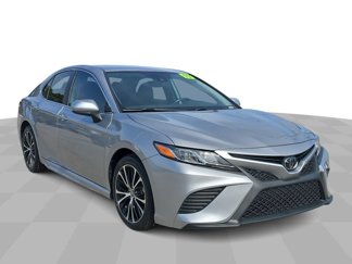 Used 2019 Toyota Camry SE image 1