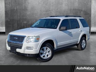 Used 2010 Ford Explorer XLT image 1
