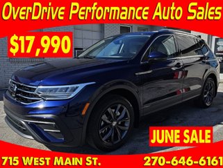 Used 2022 Volkswagen Tiguan SE w/ Panoramic Sunroof Package image 1