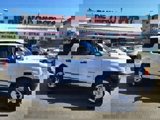 Used 2005 Ford Explorer XLS image 1