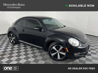 Used 2013 Volkswagen Beetle 2.0T image 1