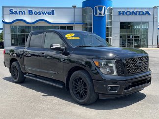 Used 2018 Nissan Titan SV w/ SV Convenience Package image 1