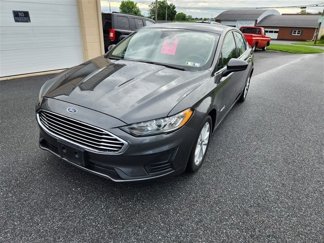 Used 2019 Ford Fusion SE image 1