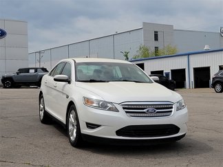 Used 2012 Ford Taurus SEL image 1