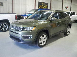 Used 2018 Jeep Compass Latitude w/ Cold Weather Group image 1