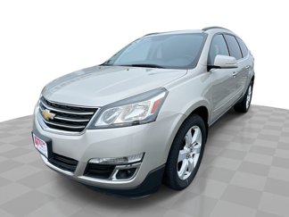 Used 2016 Chevrolet Traverse LT w/ Style and Technology Package image 1