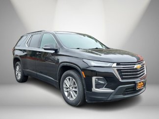 Used 2022 Chevrolet Traverse LT image 1