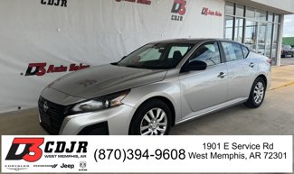 Used 2024 Nissan Altima 2.5 S image 1