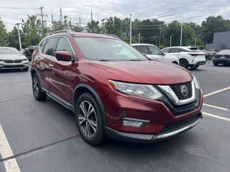 Used 2018 Nissan Rogue SL w/ Premium Package image 1