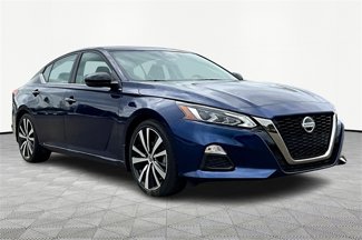 Used 2022 Nissan Altima 2.0 SR image 1