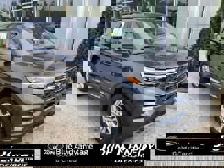 Certified 2022 Ford Explorer XLT w/ Equipment Group 202A image 1