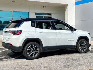 Used 2024 Jeep Compass Limited video 3
