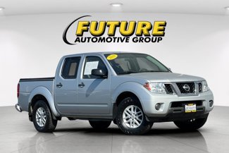 Used 2019 Nissan Frontier SV image 1