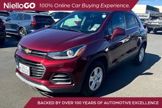 Used 2017 Chevrolet Trax LT w/ LT Convenience Package image 1