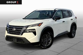 Used 2024 Nissan Rogue S image 1