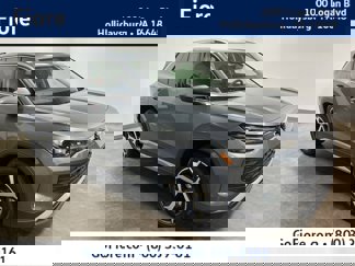 New 2025 Volkswagen Tiguan SE image 1