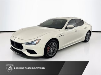 Used 2023 Maserati Ghibli Modena image 1