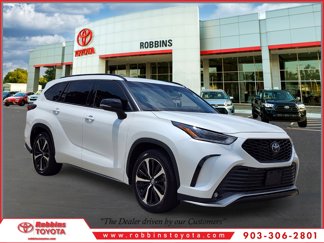 Used 2022 Toyota Highlander XSE image 1
