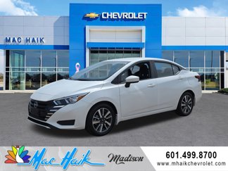 Used 2023 Nissan Versa SV w/ Trunk Package image 1