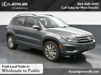 Used 2016 Volkswagen Tiguan S image 1
