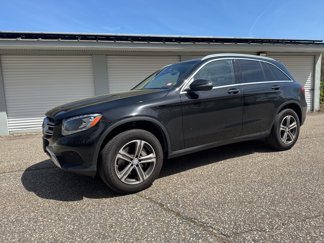 Used 2017 Mercedes-Benz GLC 300 4MATIC image 1