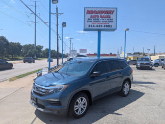Used 2017 Honda Pilot LX image 1