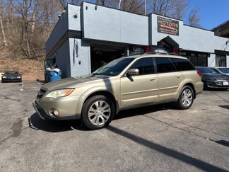 Used 2009 Subaru Outback 3.0R Limited image 1
