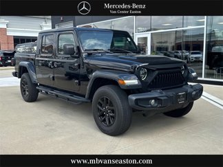 Used 2022 Jeep Gladiator Sport image 1