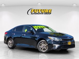 Used 2020 Kia Optima LX image 1