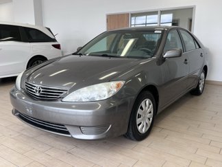 Used 2005 Toyota Camry LE image 1