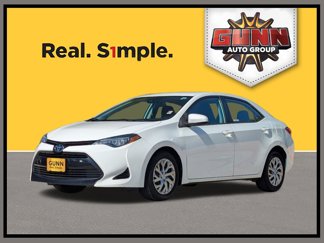 Used 2017 Toyota Corolla LE image 1