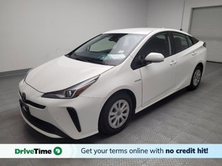 Used 2020 Toyota Prius LE image 1