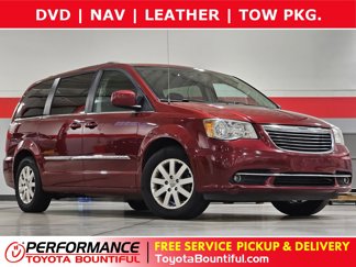 Used 2016 Chrysler Town & Country Touring image 1