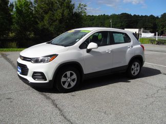Used 2020 Chevrolet Trax LS image 1