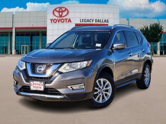 Used 2017 Nissan Rogue SV image 1