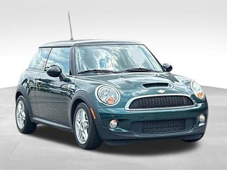 Used 2009 MINI Cooper S image 1
