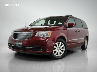 Used 2016 Chrysler Town & Country Touring image 1