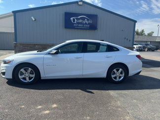 Used 2022 Chevrolet Malibu LS image 1
