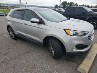 Used 2019 Ford Edge Titanium image 1
