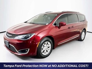 Used 2020 Chrysler Pacifica Touring-L image 1