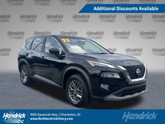 Used 2023 Nissan Rogue S image 1