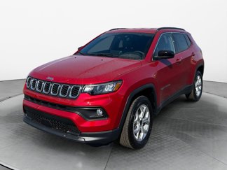 New 2025 Jeep Compass Latitude image 1