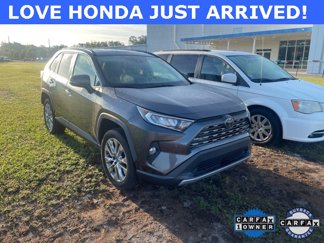 Used 2020 Toyota RAV4 Limited image 1