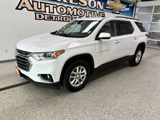 Used 2020 Chevrolet Traverse LT image 1